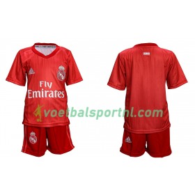 Real Madrid Kind Third Tenue 2018-19
